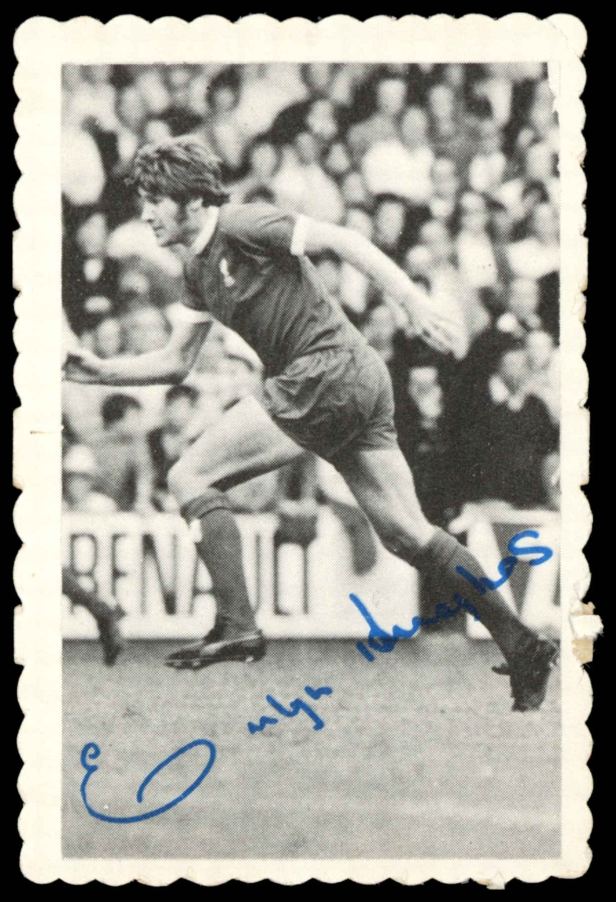 A&BC - 'Footballers Autographed Photos 1973/74 (Crinkle)' (1973) - Emlyn Hughes (Liverpool) A&BC - 'Footballers Autographed Photos 1973/74 (Crinkle)' (1973) - Emlyn Hughes (Liverpool)