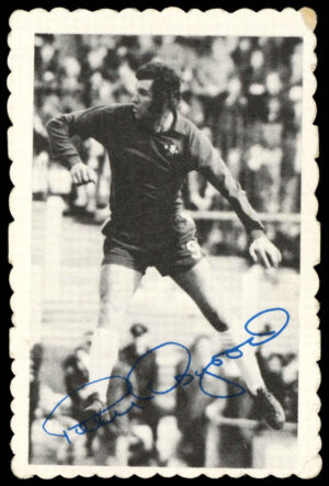A&BC - 'Footballers Autographed Photos 1973/74 (Crinkle)' (1973) - Peter Osgood (Chelsea) A&BC - 'Footballers Autographed Photos 1973/74 (Crinkle)' (1973) - Peter Osgood (Chelsea)