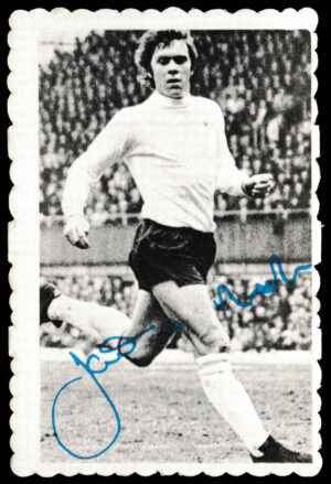 A&BC - 'Footballers Autographed Photos' (1973) - Card #28 - David Nish (Derby County)