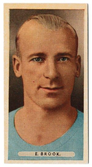 Ardath - 'Famous Footballers' (1934) - Card #19 - E. Brook (Manchester City)