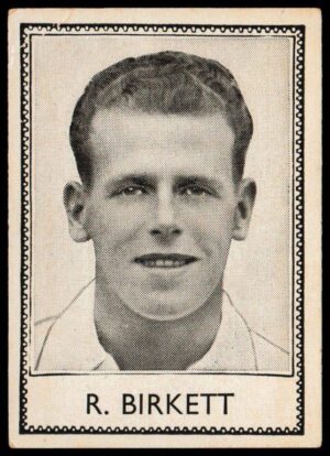 Barratt - 'Famous Footballers 1937-38' (1937) - R. Birkett (Middlesbrough)