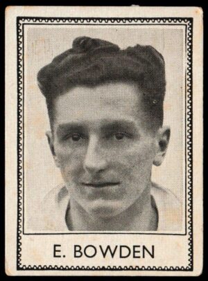 Barratt - 'Famous Footballers 1937-38' (1937) - E. Bowden (Arsenal)
