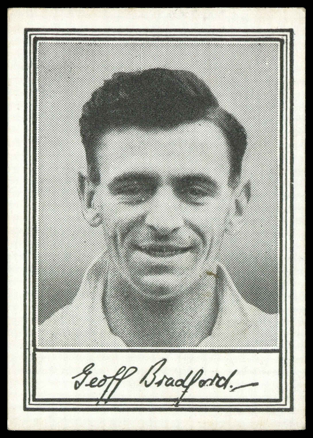Barratt - 'Famous Footballers A.1' (1953) - G. Bradford (Bristol Rovers) Barratt - 'Famous Footballers A.1' (1953) - G. Bradford (Bristol Rovers)