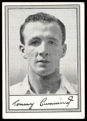 Barratt - 'Famous Footballers A.2' (1954) - Tommy Cummings (Burnley)
