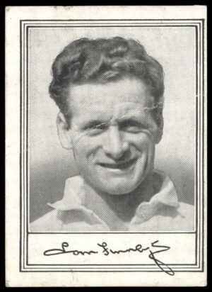 Barratt - 'Famous Footballers A.2' (1954) - Tom Finney (Preston North End)