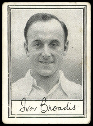Barratt - 'Famous Footballers A.2' (1954) - Ivor Broadis (Newcastle United)