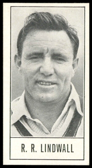 Barratt - 'Test Cricketers (Series B)' (1957) - R.R. Lindwall (Queensland)