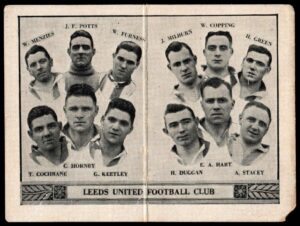Barratt - 'Football Folders English Div 1 - 1932' (1932) - Leeds United Team