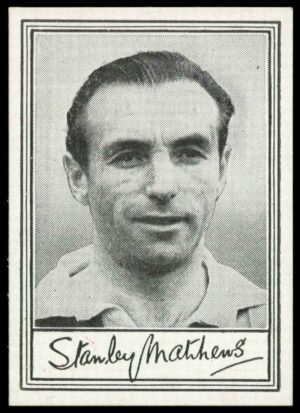 Barratt & Co - 'Famous Footballers A.3' (1955) #35 S. Matthews (Blackpool) Barratt & Co - 'Famous Footballers A.3' (1955) #35 S. Matthews (Blackpool)