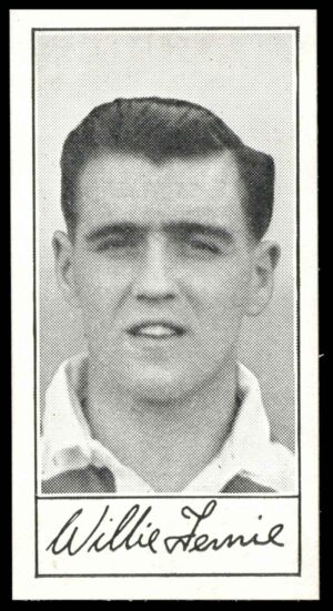 Barratt - W. Fernie (Glasgow Celtic) -  'Famous Footballers A.4'  - (1956)
