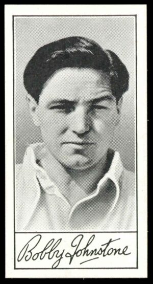 Barratt - R. Johnstone (Manchester City) - 'Famous Footballers A.4' - (1956) Barratt - R. Johnstone (Manchester City) - 'Famous Footballers A.4' - (1956)