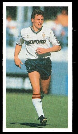 Bassett & Co - 'Football 1989-90 (Red Back)' - Card #26 - Danny Wilson (Luton) Bassett & Co - 'Football 1989-90 (Red Back)' - Card #26 - Danny Wilson (Luton)