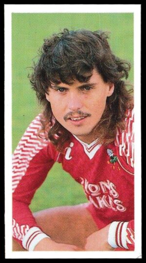 Bassett & Co - 'Football 1989-90 (Red Back)' - Card #44 - David Currie (Barnsley)