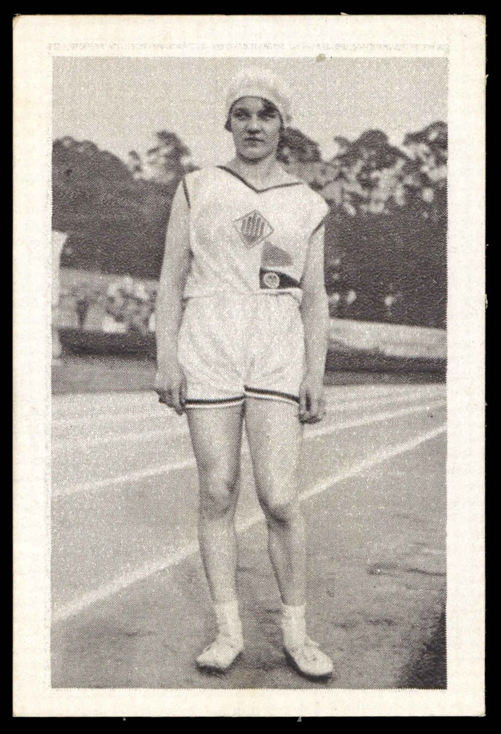 Bulgaria Zigarettenfabrik - 'Sport Photos' (1932) - Selma Grieme von den Bremer Sportfreunden Bulgaria Zigarettenfabrik - 'Sport Photos' (1932) - Selma Grieme von den Bremer Sportfreunden