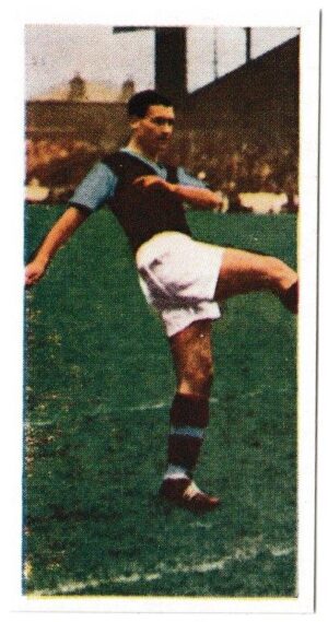 Cadet Sweets - 'Footballers (1958)' - Card #31 - Jimmy McIlroy (Burnley)