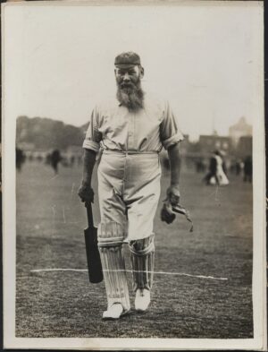 Real Photo - 'W G Grace Gloucestshire' (c1900) - Full length Original Photo