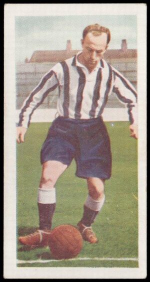 Chix - 'Famous Footballers (Series 1C)' - Card #46 - Ivor Broadis (Newcastle Utd)