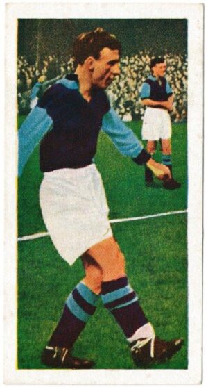 Chix - 'Famous Footballers (Series 3)' (1955) - Card #22 - Derek Pace (Aston Villa)