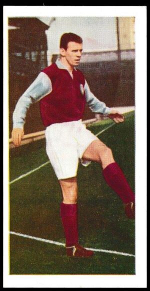 Chix - 'Famous Footballers (Series 2)' - Card #4 - J. Dick (West Ham)