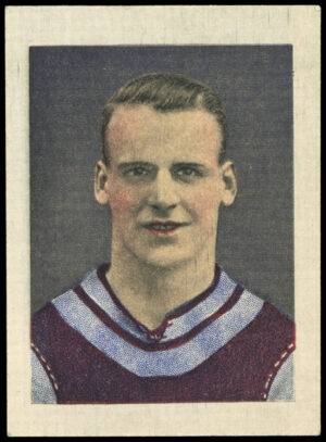 Chums - 'Real Colour Photos' (1925) - W. Walker (Aston Villa)