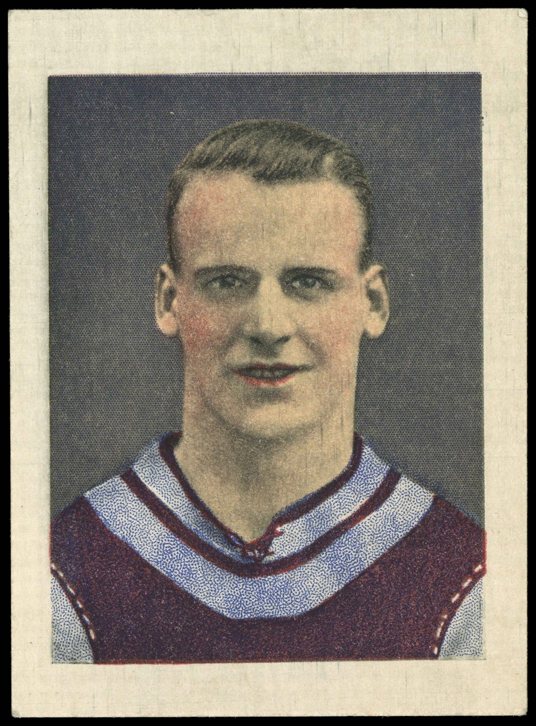 Chums - 'Real Colour Photos' (1925) - W. Walker (Aston Villa) Chums - 'Real Colour Photos' (1925) - W. Walker (Aston Villa)