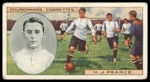 Churchman - 'Footballers' (1914) - H.J. Pearce (Fulham) Churchman - 'Footballers' (1914) - H.J. Pearce (Fulham)
