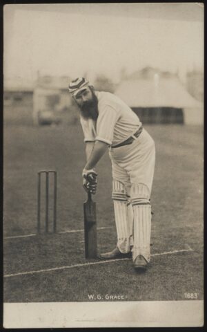 Rotophot - 'W.G Grace Taking Guard 1683' (c1900s) - Unused Cricket Postcard Rotophot - 'W.G Grace Taking Guard 1683' (c1900s) - Unused Cricket Postcard