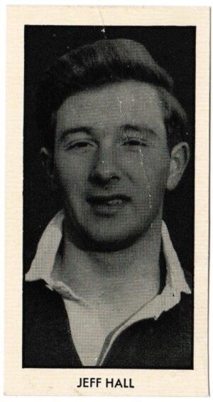 Thomson (D.C.) - 'World Cup Footballers (Hotspur)' (1958) - Card #13 - Jeff Hale (Birmingham City)
