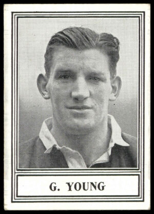 Devlin (Liam) - 'Famous Footballers New Series (1952)' (1952) - G. Young (Glasgow Rangers) Devlin (Liam) - 'Famous Footballers New Series (1952)' (1952) - G. Young (Glasgow Rangers)