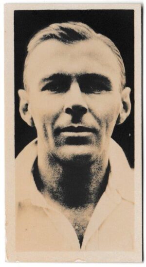 Drapkin & Co - 'Australian and English Cricketers' (1928) - Card #7 - J.M. Gregory (New South Wales) Drapkin & Co - 'Australian and English Cricketers' (1928) - Card #7 - J.M. Gregory (New South Wales)