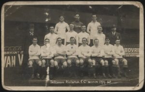 Real Photo - 'Tottenham Hotspur FC 1919-20 Team Photo' (1920) - Unused Postcard