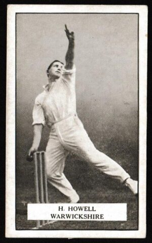 Gallaher - 'Famous Cricketers' (1926) - H. Howell (Warwickshire)