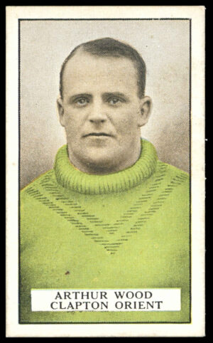Gallaher - 'Famous Footballers (Brown)' (1926) - #33 - Arthur Wood (Clapton Orient) Gallaher - 'Famous Footballers (Brown)' (1926) - #33 - Arthur Wood (Clapton Orient)