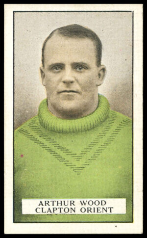 Gallaher - 'Famous Footballers (Brown)' (1926) - #33 - Arthur Wood (Clapton Orient) Gallaher - 'Famous Footballers (Brown)' (1926) - #33 - Arthur Wood (Clapton Orient)