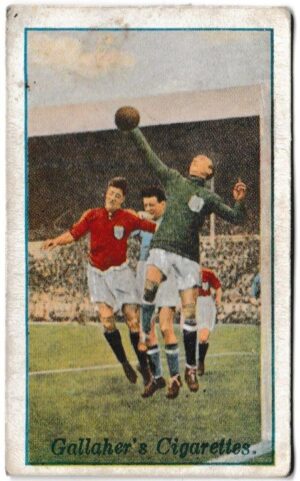 Gallaher - 'Footballers in Action' (1928) - Arsenal v Cardiff City Gallaher - 'Footballers in Action' (1928) - Arsenal v Cardiff City