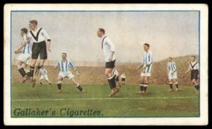 Gallaher - 'Footballers (Red)' (1928) - Newcastle v Huddersfield