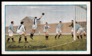 Gallaher - 'Footballers (Red)' (1928) - Oldham v Manchester City