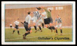 Gallaher - 'Footballers (Red)' (1928) - West Brom v Reading