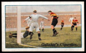 Gallaher - 'Footballers (Red)' (1928) - Bradford v Wigan Borough