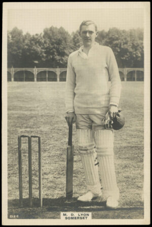 Phillips (Godfrey) - M.D. Lyon (Somerset) -  'Cricketers Cabinet Card'  - (1924)