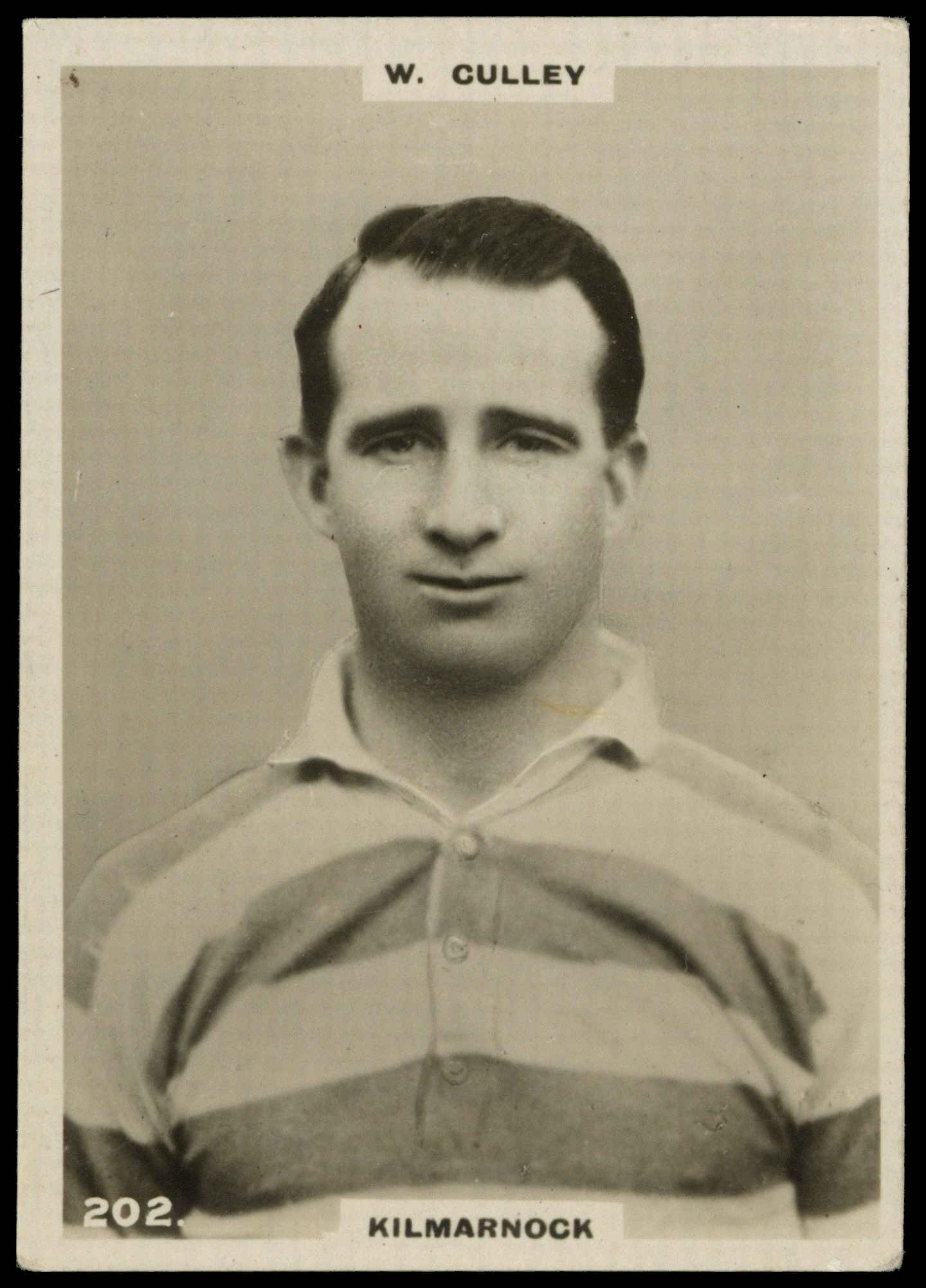 Phillips (Godfrey) - 'Footballers (Large Oval)' (1922) - W. Culley (Kilmarnock) Phillips (Godfrey) - 'Footballers (Large Oval)' (1922) - W. Culley (Kilmarnock)