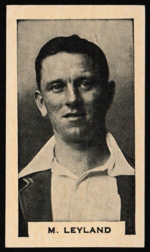 Phillips (Godfrey) - 'Test Cricketers 1932-1933' (1932) - Card #11 (BDV) - W. Leyland (Yorkshire) Phillips (Godfrey) - 'Test Cricketers 1932-1933' (1932) - Card #11 (BDV) - W. Leyland (Yorkshire)