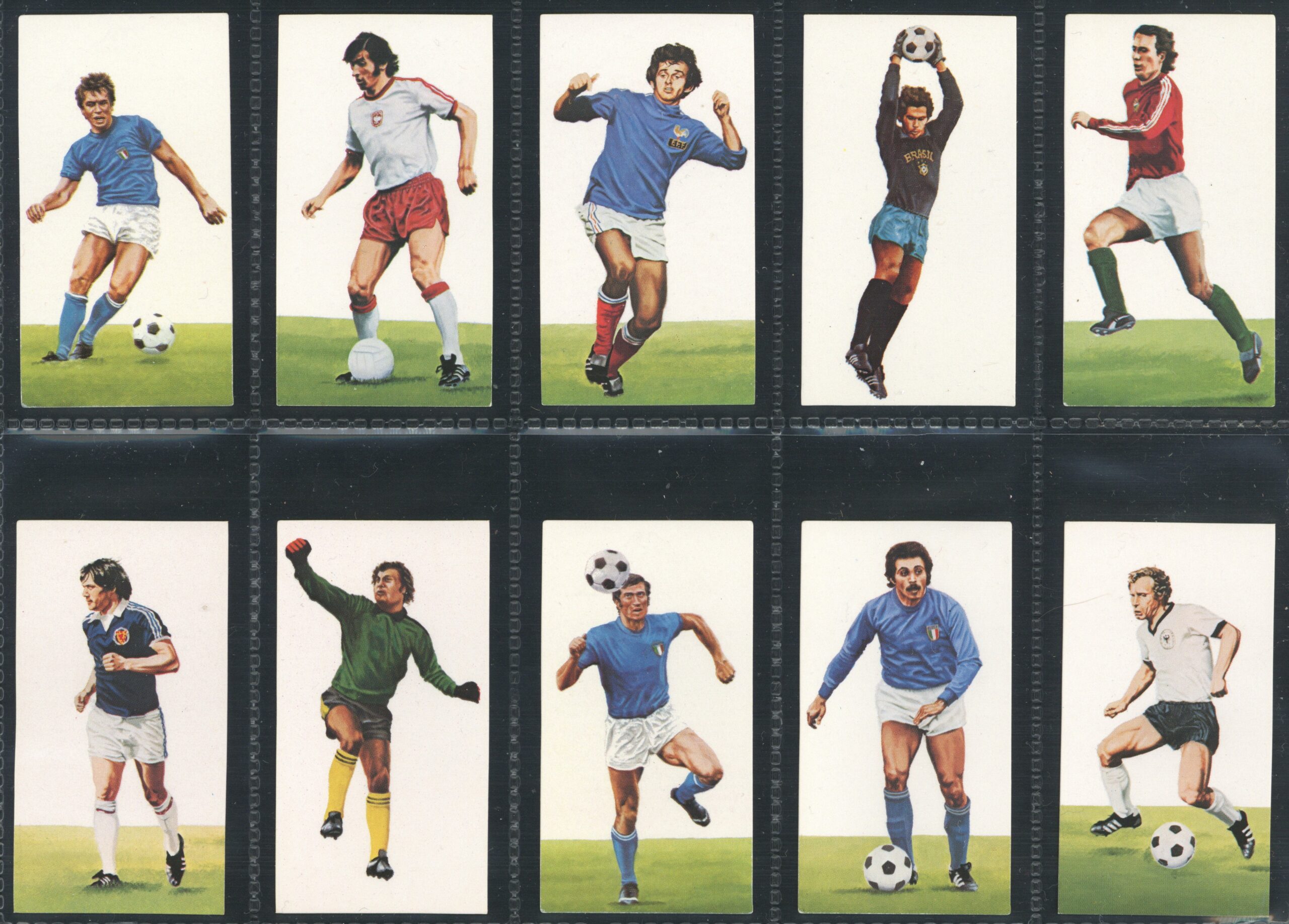 Golden Wonder - 'World Cup Soccer All Stars' (1978) - Complete Set (Dalglish, Zico, Kempes, Rivelino etc) Golden Wonder - 'World Cup Soccer All Stars' (1978) - Complete Set (Dalglish, Zico, Kempes, Rivelino etc)