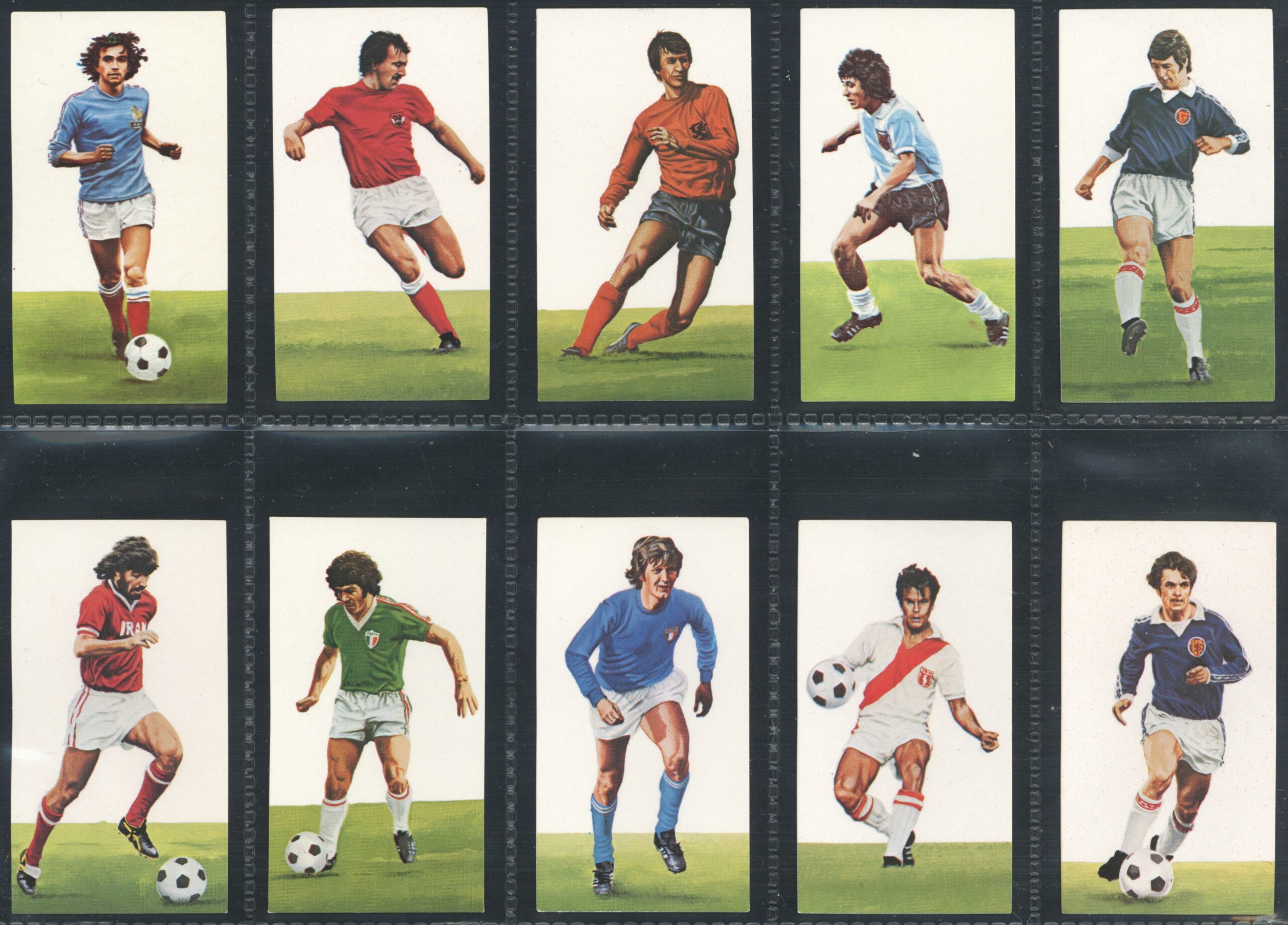 Golden Wonder - 'World Cup Soccer All Stars' (1978) - Complete Set (Dalglish, Zico, Kempes, Rivelino etc) Golden Wonder - 'World Cup Soccer All Stars' (1978) - Complete Set (Dalglish, Zico, Kempes, Rivelino etc)