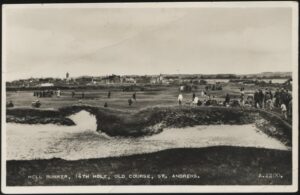 Valentine's - 'Hell Bunker 14th Hole Old Course St. Andrews' (Undated) - Unused Postcard Valentine's - 'Hell Bunker 14th Hole Old Course St. Andrews' (Undated) - Unused Postcard