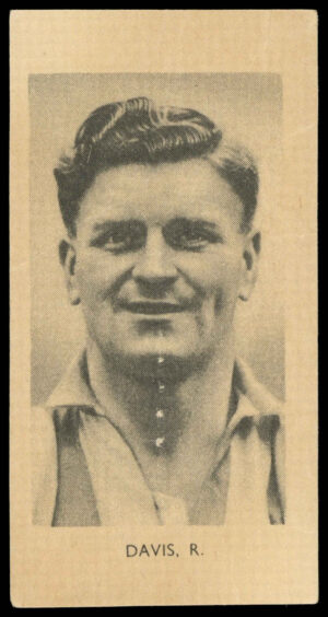 Phillips (Godfrey) - 'Sports Sliders - Footballers S3' (1951) - R. Davis ()