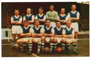 Hornet - 'International Cup Teams' (1963) - Card #8 - Ipswich Town