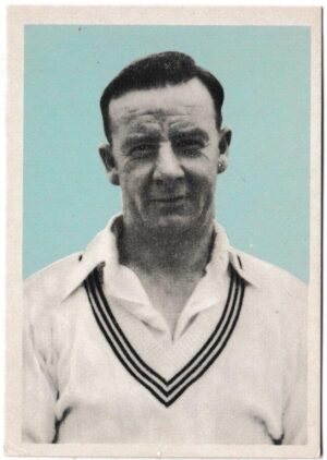 Master Vending - 'Cricketer Series' (1958) - Card #13 - Alexander Moir (Otago)