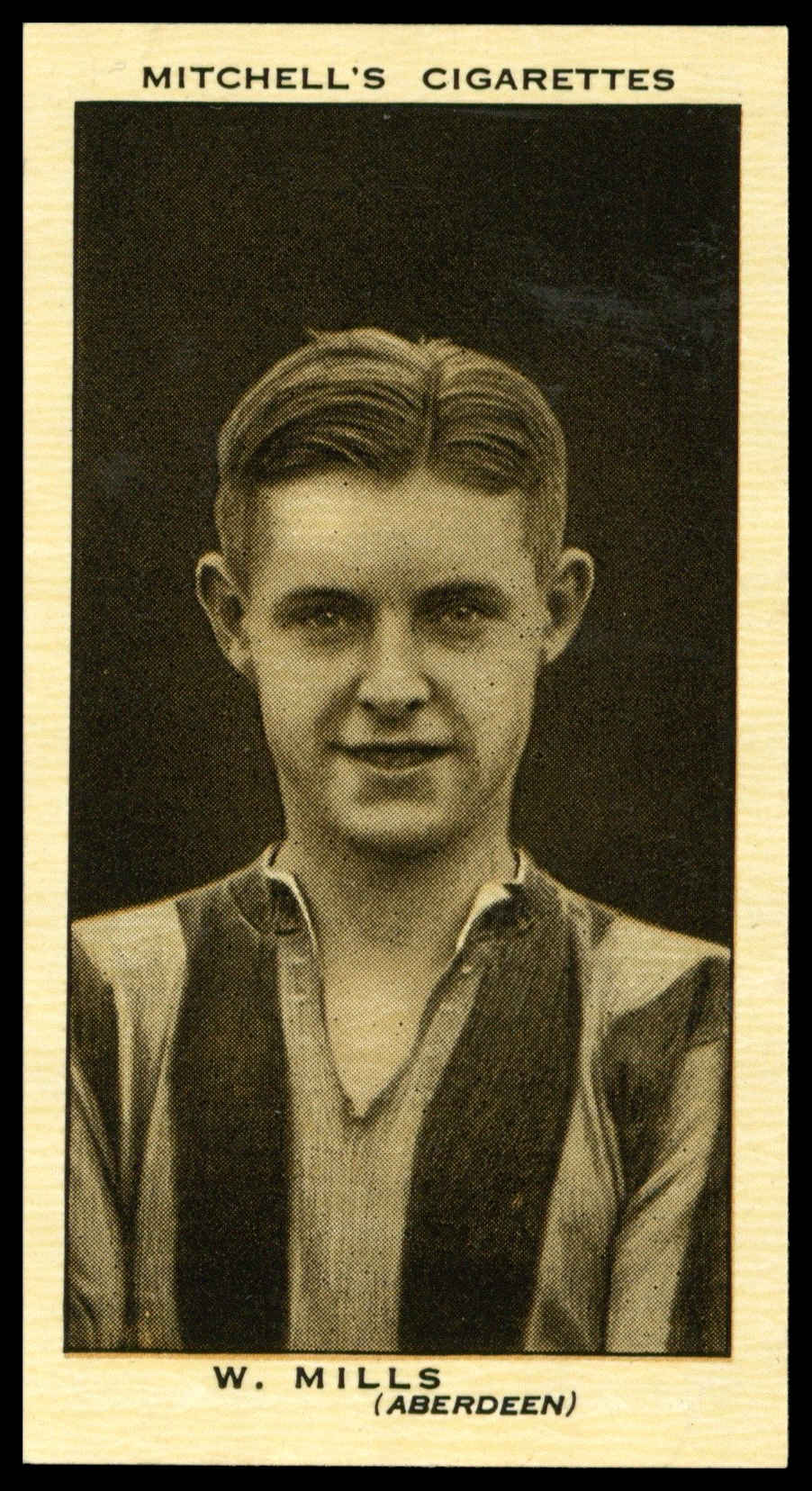 Mitchell - 'Scottish Footballers' (1934) - #35 - W. Mills (Aberdeen) Mitchell - 'Scottish Footballers' (1934) - #35 - W. Mills (Aberdeen)