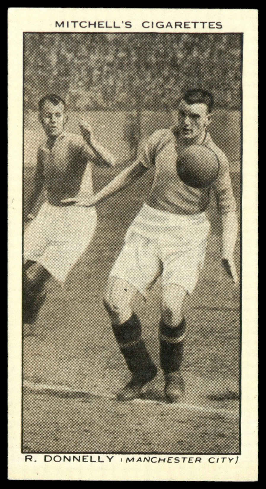 Mitchell - 'Scottish Football Snaps' (1935) - R. Donnelly (Manchester City) Mitchell - 'Scottish Football Snaps' (1935) - R. Donnelly (Manchester City)